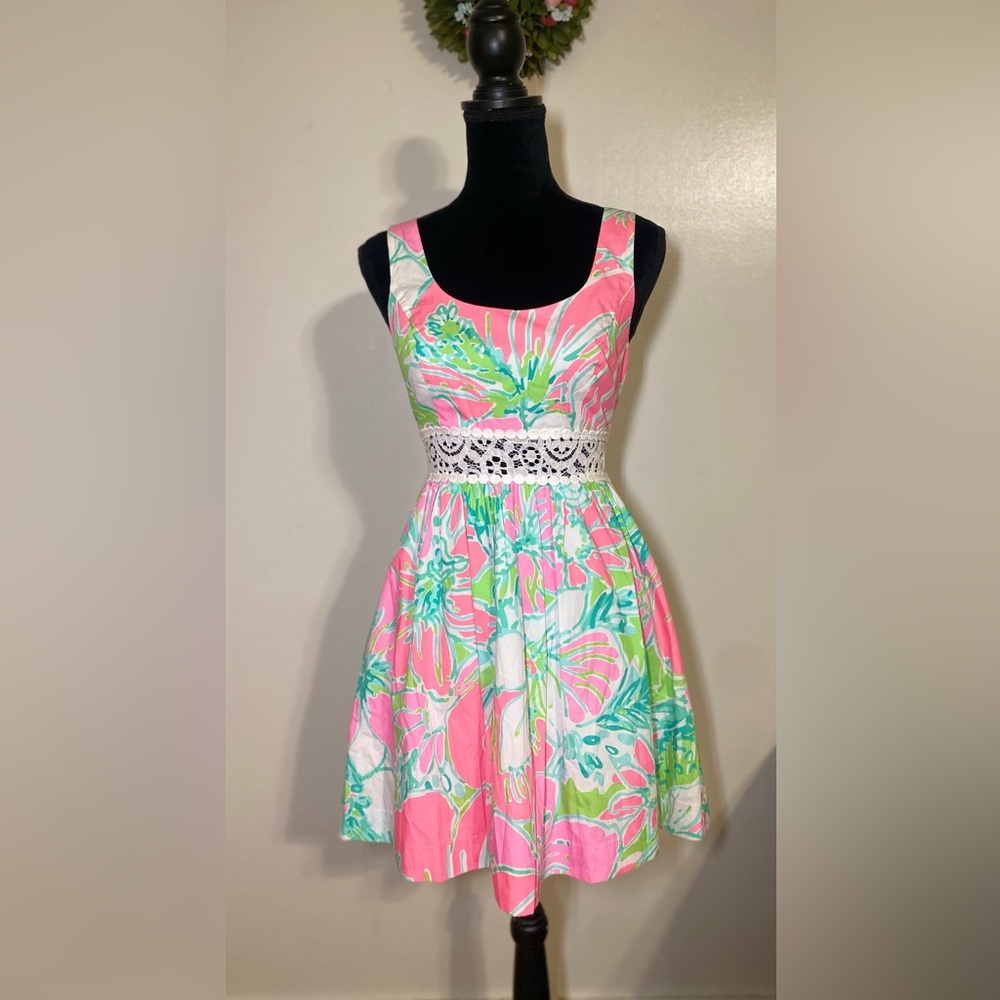 LillyPulitzer Peek Flower Dress Size: 0